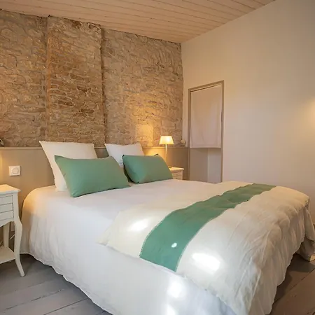 La En Ré Couette-café 3*