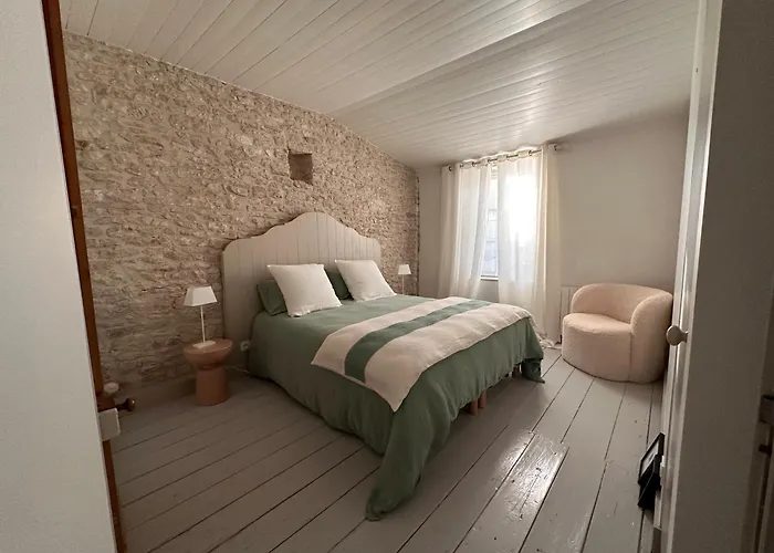 La En Re Le Bois-Plage-en-Re